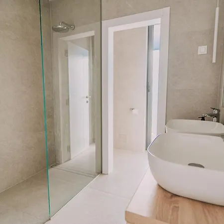 וילה Crowonder Santa Barbara Majestic With Large Heated Swimming Pool And Sauna
