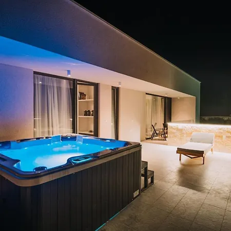 ヴィラ Crowonder Santa Barbara Majestic With Large Heated Swimming Pool And Sauna *