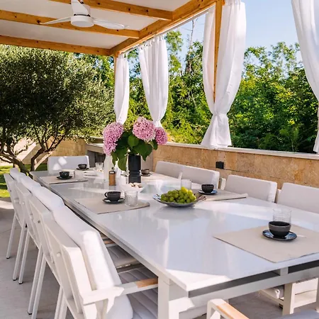 וילה Crowonder Santa Barbara Majestic With Large Heated Swimming Pool And Sauna